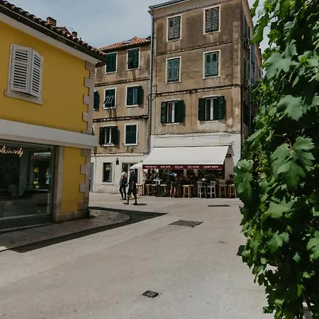 Gostinjska kuća Porto Nativo 4*