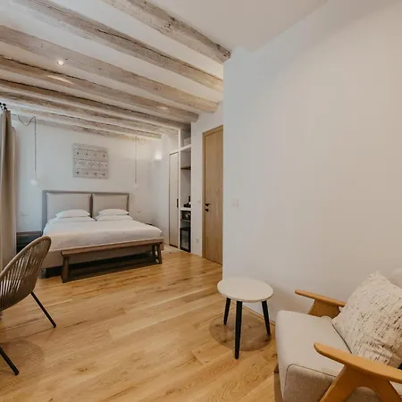 Gostinjska kuća Porto Nativo 4*