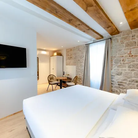 Porto Nativo Gostinjska kuća